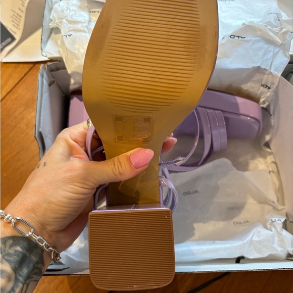 Purple platform heels - Picture 4 of 4